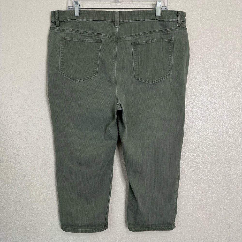 Chico’s Denim Reed Green Capri Jeans, Size 16 - Picture 5 of 12